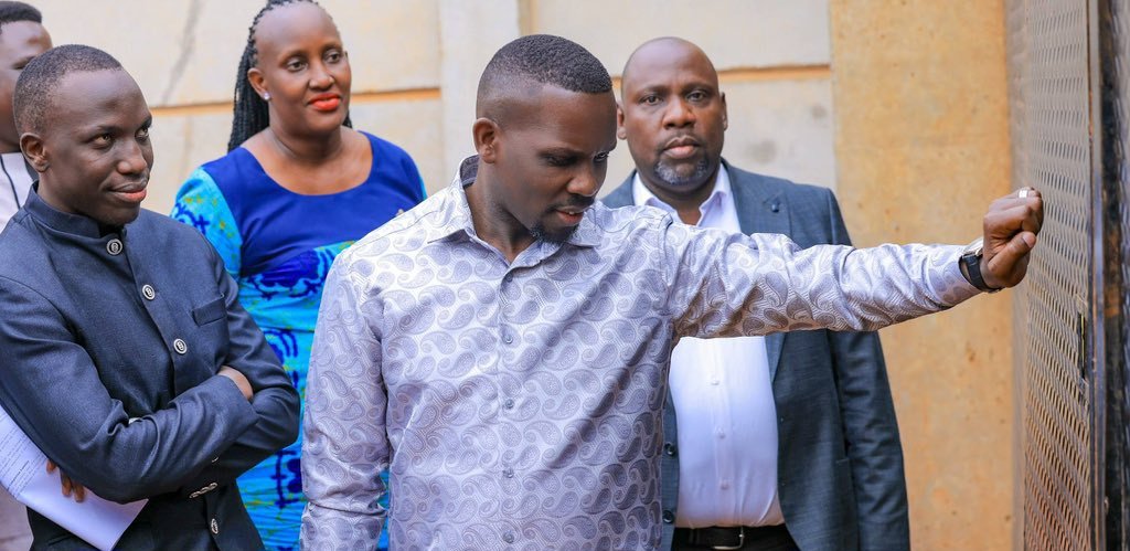 Ababaka ba parliament eby'okulambula eddwaliro erizimbibwa erya Lubowa specialised hospital - byafuuka gannyana