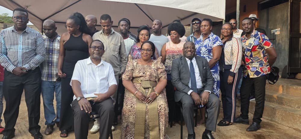 President Museveni alagidde nti omugenzi Moses Matovu eyali owa Afrigo Band bazimbire ab'oluganda lwe ennyumba amatiribona ng'ekirabo ekimusiima