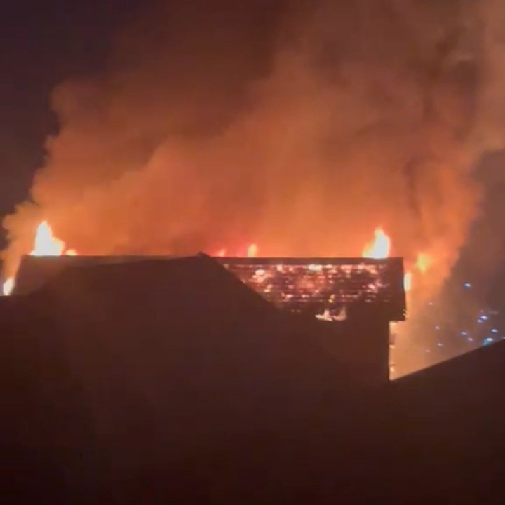 Omuliro gukutte Ivory hotel e Nansana