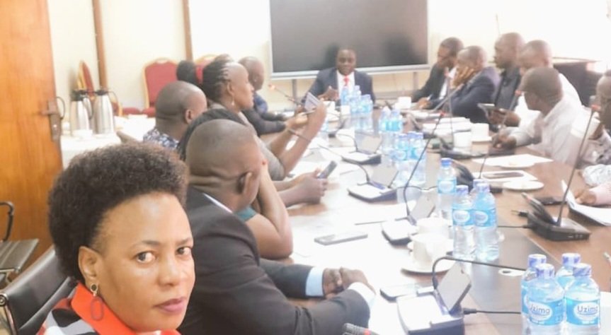 Ababaka ba parliament abava mu Buganda bataddewo akakiiko akagenda okubanja government ebintu bya Buganda