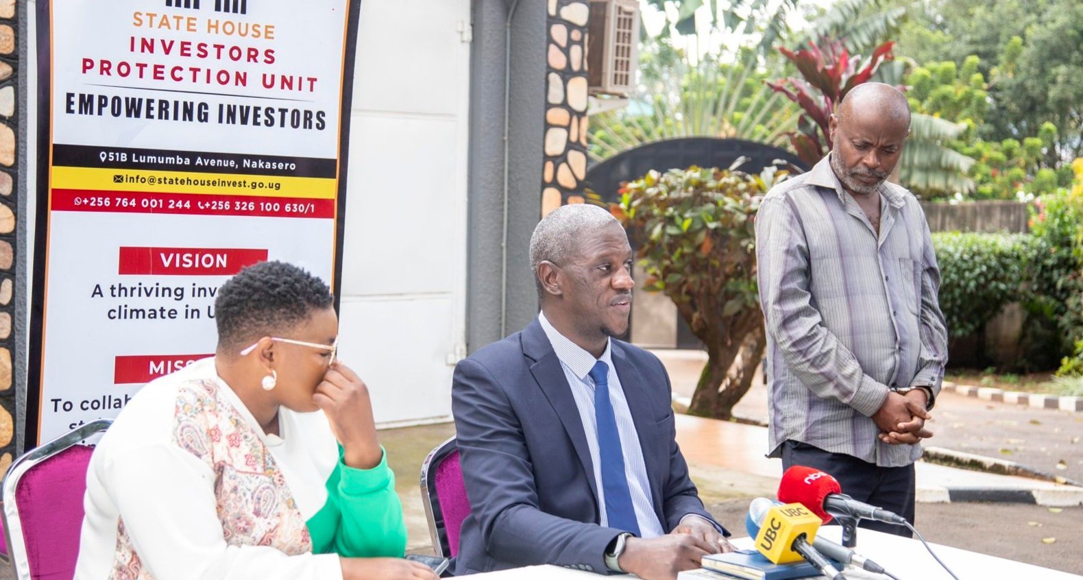 Abadde yeyita ssenkulu wa Statehouse investors’ protection Unit akwatiddwa – kigambibwa nti abadde abbye ku bantu ensimbi ezisoba mu buwumbi bwa shs 3