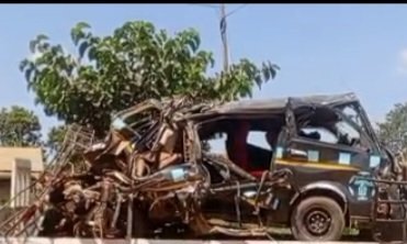Abantu 8 bafiiridde mu kabenje akagudde ku luguudo lwe Kyotera – 4 baddusiddwa mu ddwaliro