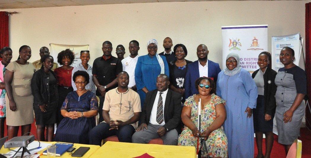 Akakiiko k’eddembe ly’obuntu mu Wakiso kalabudde ku mmere ekolebwa nga teriimu biriisa – kawagidde ebbago ly’etteeka ly’emmere erireetebwa