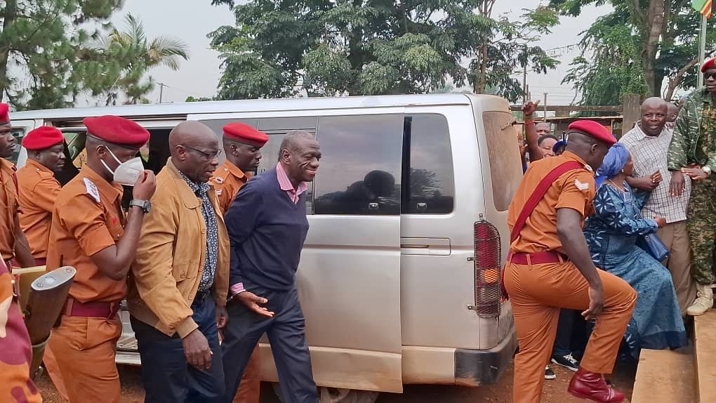 Dr.Kiiza Besigye ne munne baziddwayo ku alimanda okutuusa nga 10 December,2024