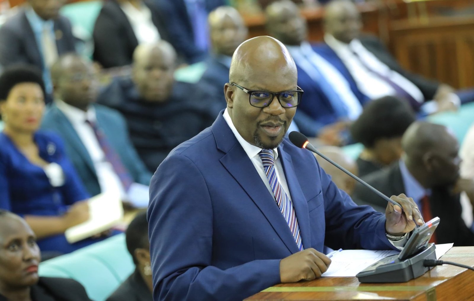 Ebbago ly’omubaka Lumu ery’okulonda akulira oludda oluvuganya government mu parliament –  lyanjuddwa omulundi ogusooka