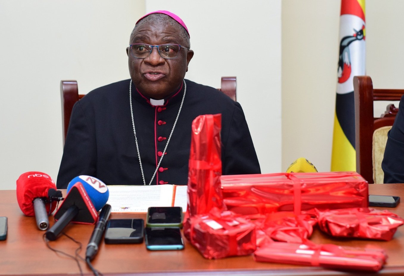 Ebisigalira by’abajulizi ba Uganda ebibadde bikuumirwa e Vatican Rooma okumala emyaka egisoba mu 120 bikomezeddwawo mu Uganda