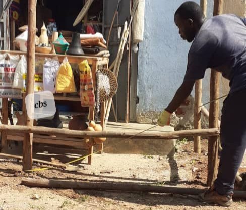 Emisaala gy’abakozi kikyali kizibu kinene mu nsi yonna – waliwo abaasasulwanga obutu bw’omunnyo
