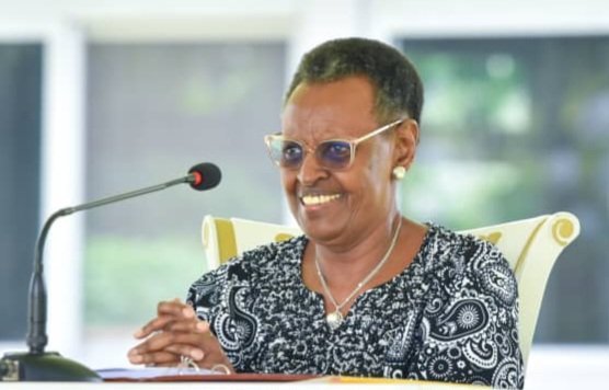 Government etandise okugezesa enkola y’okufunira abayizi eby’okulya ku masomero – etandika mu 2026