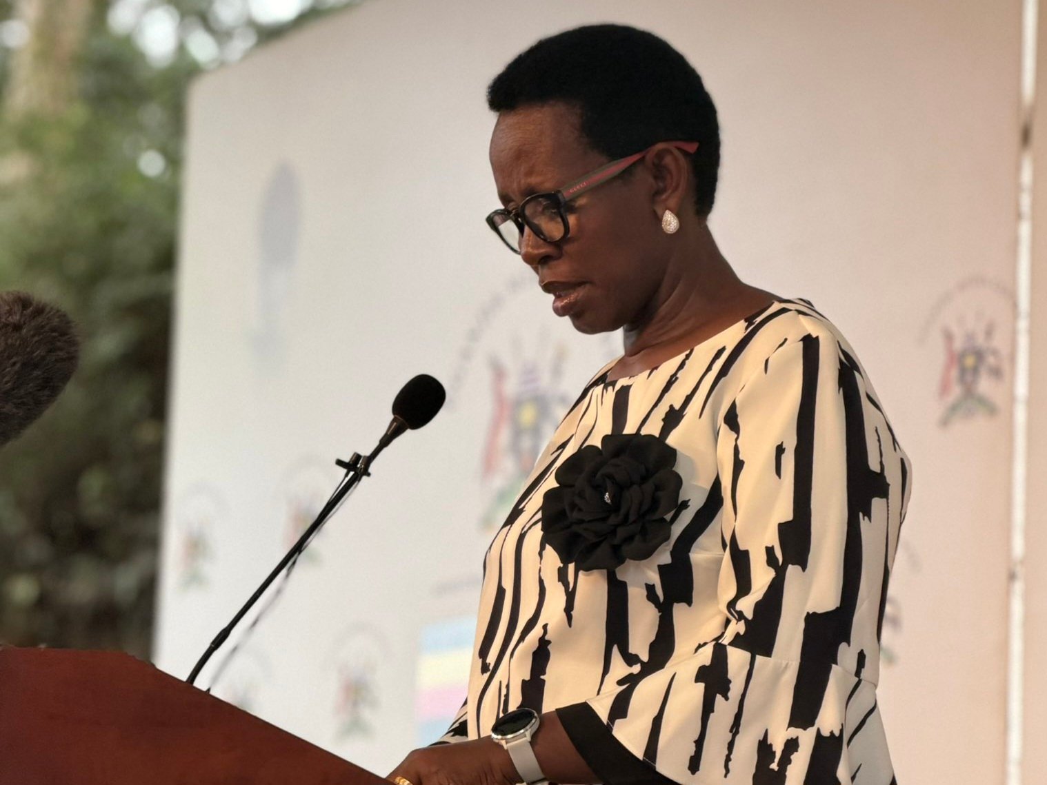 Government ya Uganda eyimirizzaamu ennyonyi eziva mu DRC, awamu n’ebidduka ebirala okuyingira Uganda okutaangira ekirwadde kya Ebola