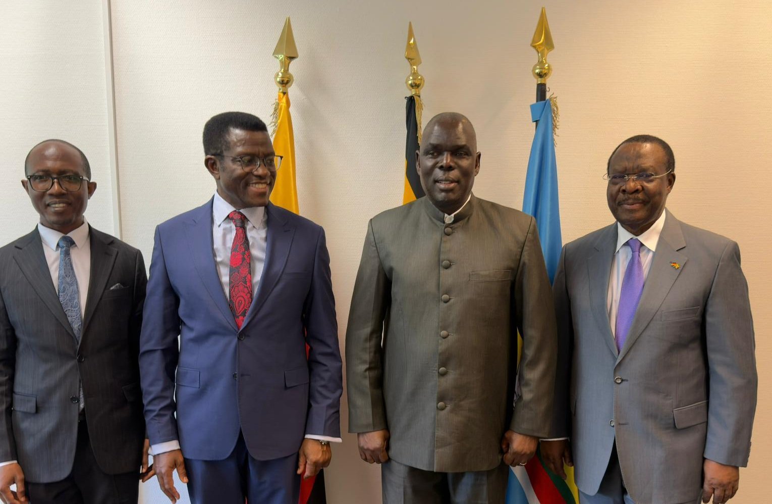 Katikkiro Mayiga akyaddeko ku kitebe kya Uganda mu Germany – abasabye okwongera okutunda eby’obuwangwa ku lukalala lw’ebyobulambuzi awamu n’okugaziya akatale k’emmwanyi za Uganda