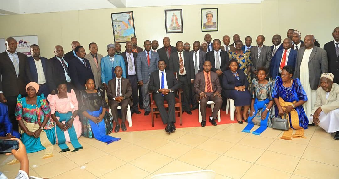 Katikkiro Mayiga asisinkanye abaami b’amagombolola bonna – abagumizza nti siwakukkiriza kitiibwa kya Namulondo kuyuuzibwayuuzibwa,