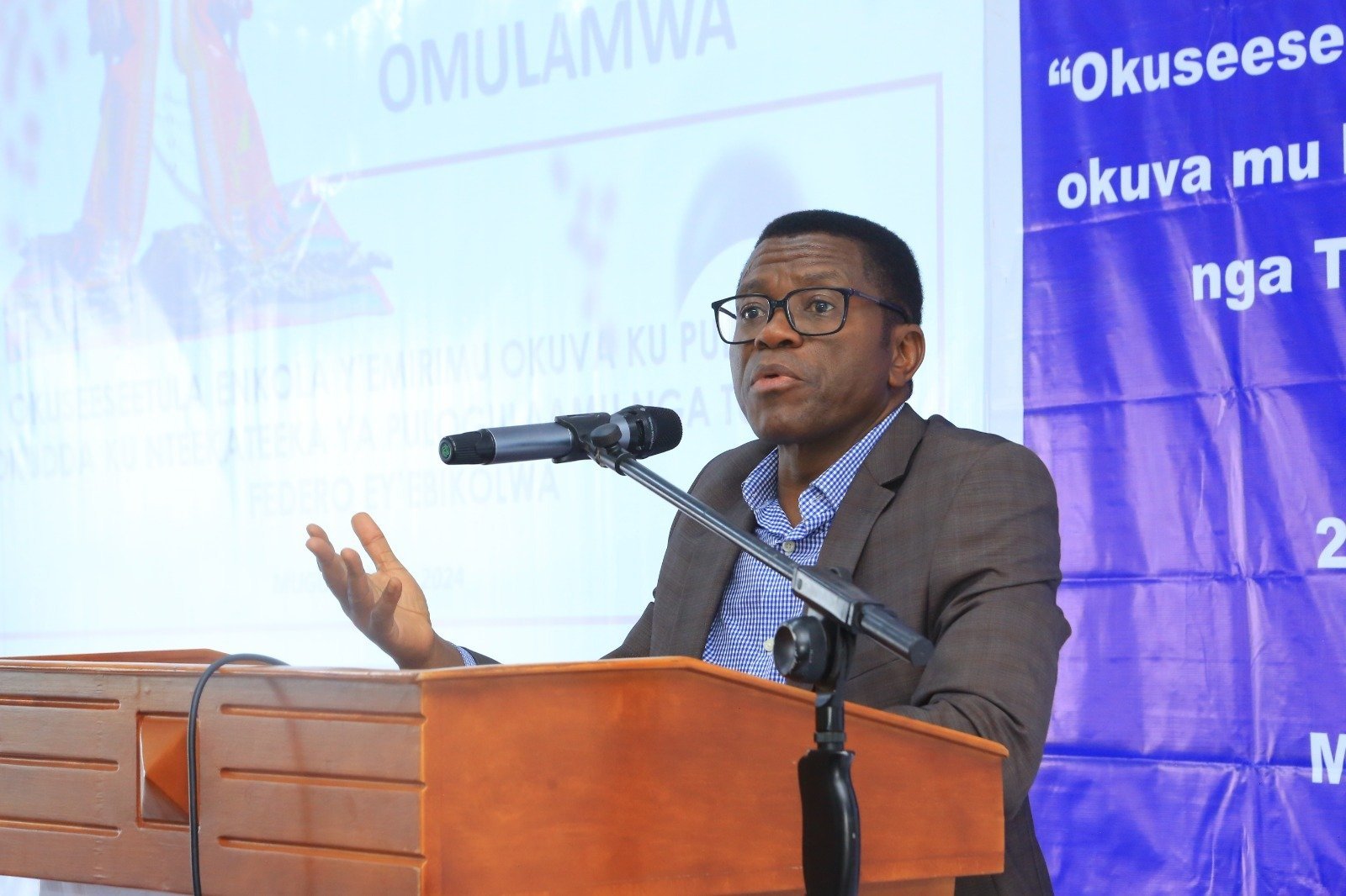 Katikkiro Mayiga atabukidde abazadde abadibaze emikolo gy’okwanjula