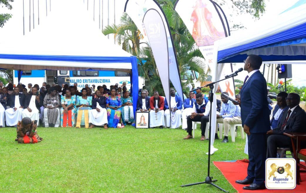 Katikkiro Mayiga ayongedde okulabula abefunyiridde okudibaga obulimi bw’emmwanyi mu Uganda