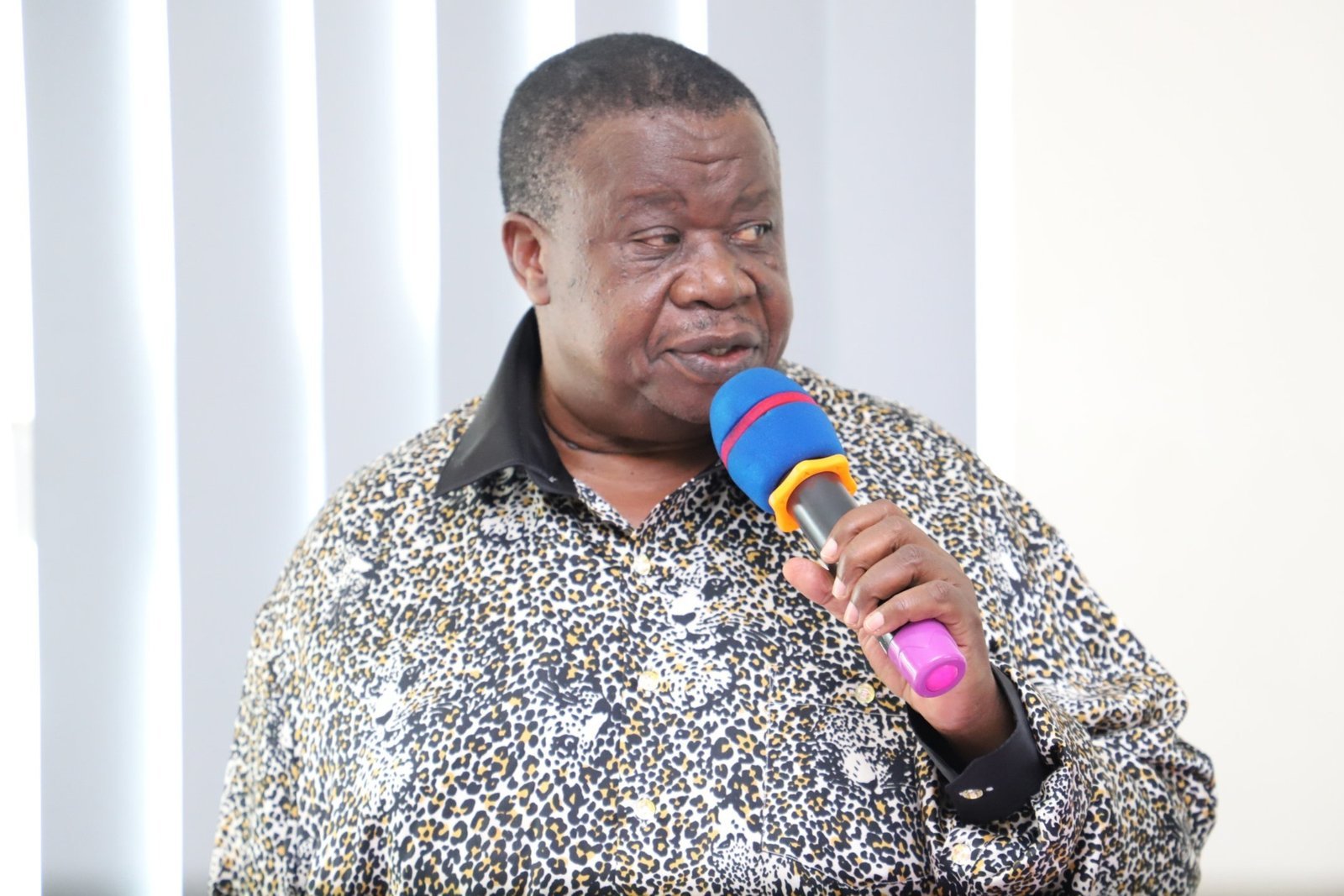 Minister Kahinda Otafiire akyalina ebibuuzo ku masasi agaakubiddwa pastor Aloysius Bugingo – alipoota yandifuluma oluvannyuma lwa wiiki