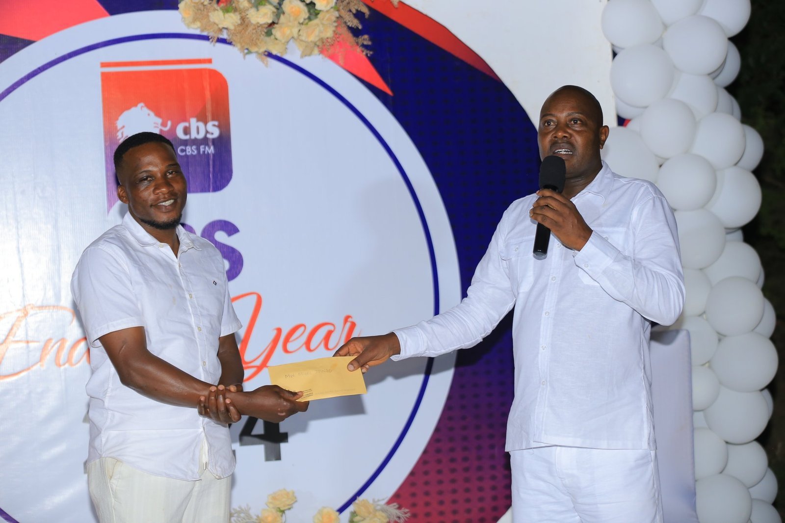 Mu bifaananyi : Akabaga k’abakozi ba CBS ak’okumalako omwaka 2024