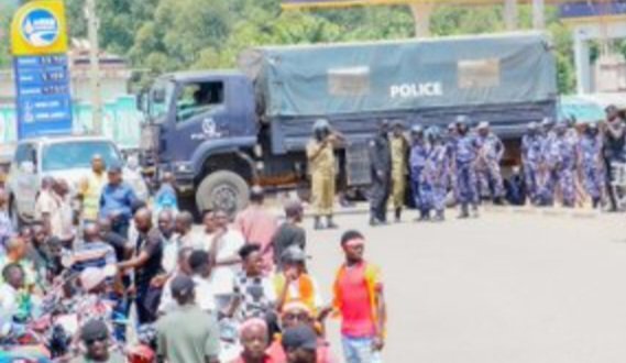 NUP egguddewo wofiisi e Bundibugyo – enkungaana endala police ezirinnyeemu eggere