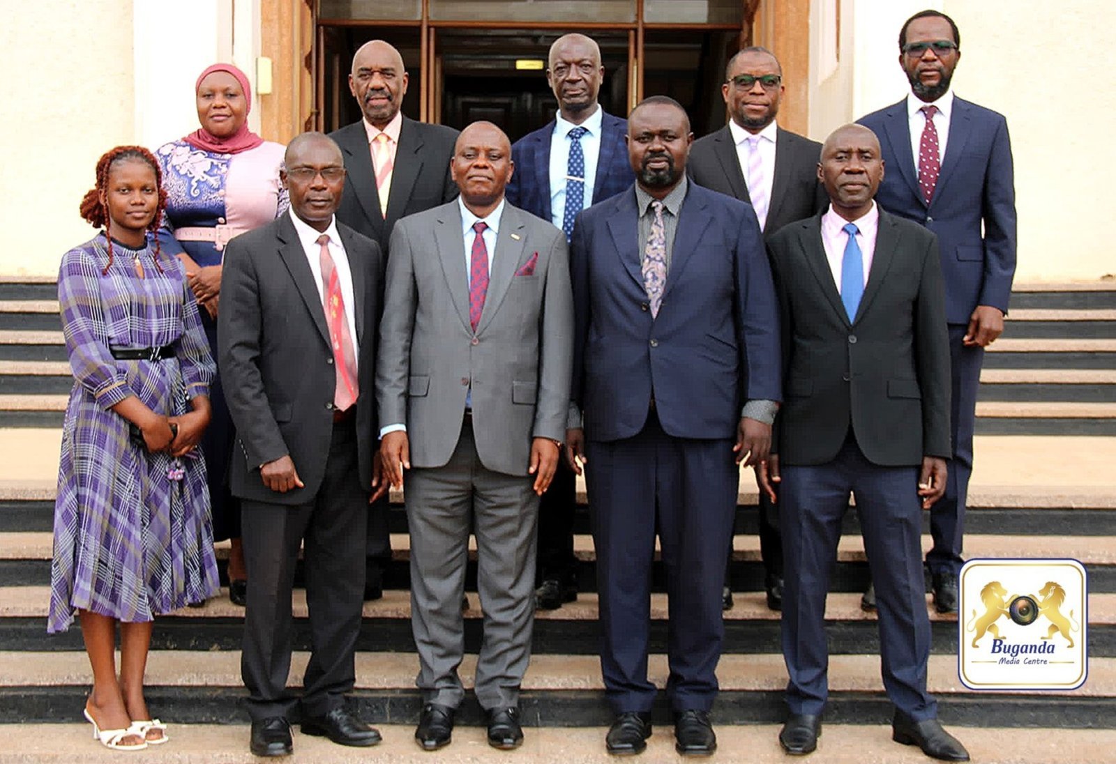 Olukiiko lwa Kooti ya Kisekwa oluggya lusisinkanye minister w’obuwangwa omulundi ogusoose