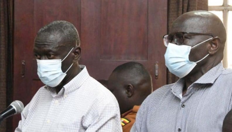 Omulamuzi Emmanuel Baguma azzeemu okugaana okuva mu musango oguvunaanibwa Dr.Kiiza Besigye ne Obed Kamulegeya