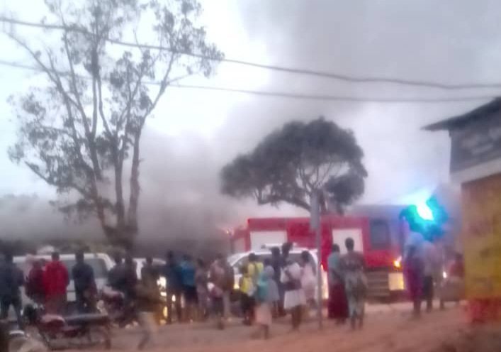Omuliro gusaanyizaawo ebyamaguzi by’abasuubuzi e Ggangu