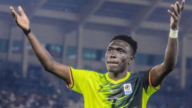 Omuzannyi Rogers Mato agenze mu Hearts FC eya Scotland