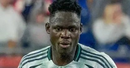 Omuzannyi w’omupiira Allan Ayirworth owa Uganda Cranes yegasse ku Dunfermline Athletic eya Scotland