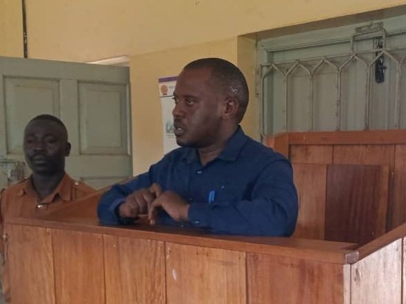 Onesmas Twinamasiko avuganya ku ky’omubaka wa parliament agambibwa okukuba ekikonde Ssaabaminister Robinah Nabbanja – asiindikiddwa ku alimanda