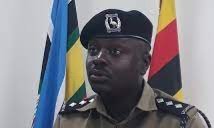 Police ekutte abasoba mu 40 ne pikipiki 16 eziteeberebwa okukozesebwa mu bumenyi bw’amateeka mu Kampala n’emiriraano