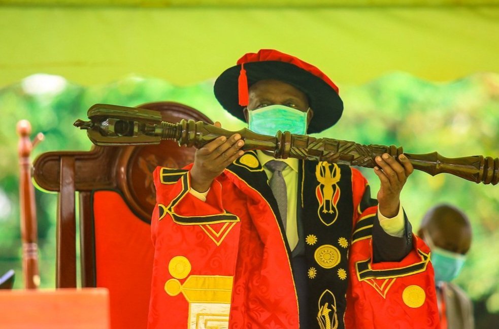 President Museveni atuuzizza Dr. Crispus Kiyonga  nga Chancellor wa Makerere University ow’omunaana