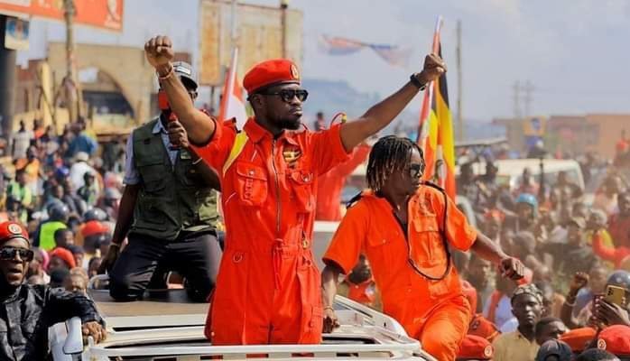 President wa NUP Kyagulanyi Ssentamu ayaniriziddwa mu mizira e Masaka – akukkulumidde police olw’okubakubanga omukka ogubalagala