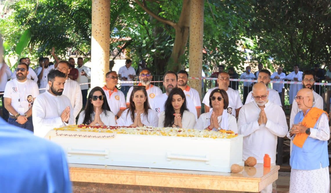 Rajiv Ruparelia aziikiddwa mu mpisa y’Abahindu – bamwogeddeko ng’omuvubuka abadde oweenjawulo
