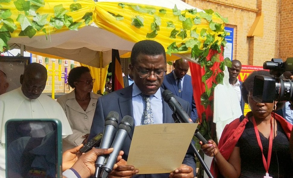 Ssaabasajja Kabaka asaasidde eklezia olw’okufa kwa Paapa Francis