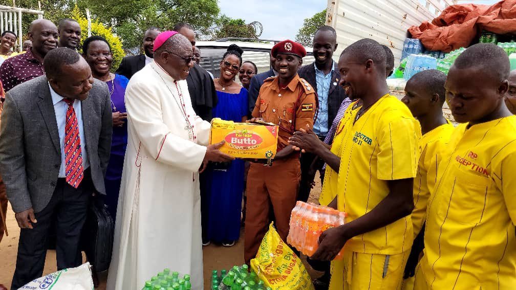 Ssaabasumba Ssemogerere alambudde abasibe mu kkomera – abamazeeyo ebbanga eddene nga tebawozesebwa bamulaajanidde